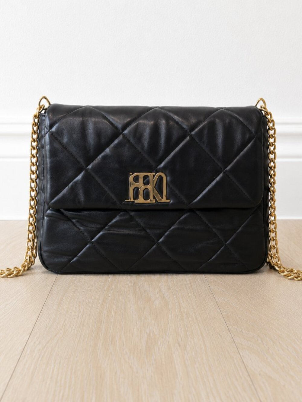 BAGDLEY MISCHKA Quilted Synthetic Leather Handbag. EUC